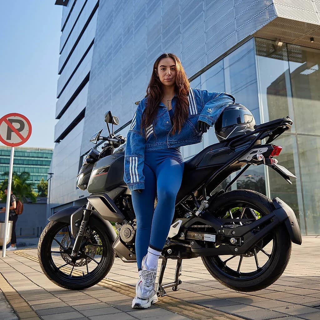 FZ15 v3 — galería 8