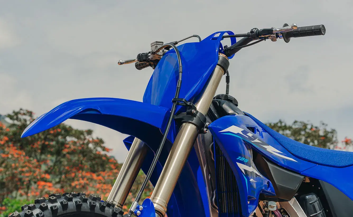 Yamaha YZ125 — foto 8 de la galería