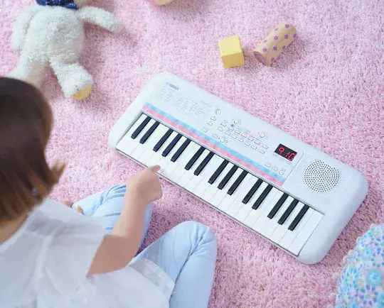 PSS-E30 REMIE TECLADO ELECTRÓNICO 3 OCTAVAS